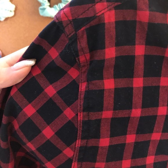 A cute red shirt| 95%new - Picture 3 of 4